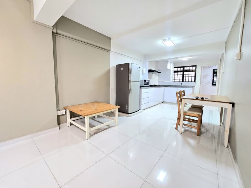 33 Marine Crescent HDB Flat For Sale at S$ 450,000 | PropertyGuru Singapore
