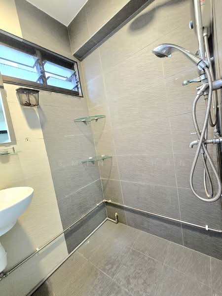 33 Marine Crescent HDB Flat For Sale at S$ 450,000 | PropertyGuru Singapore