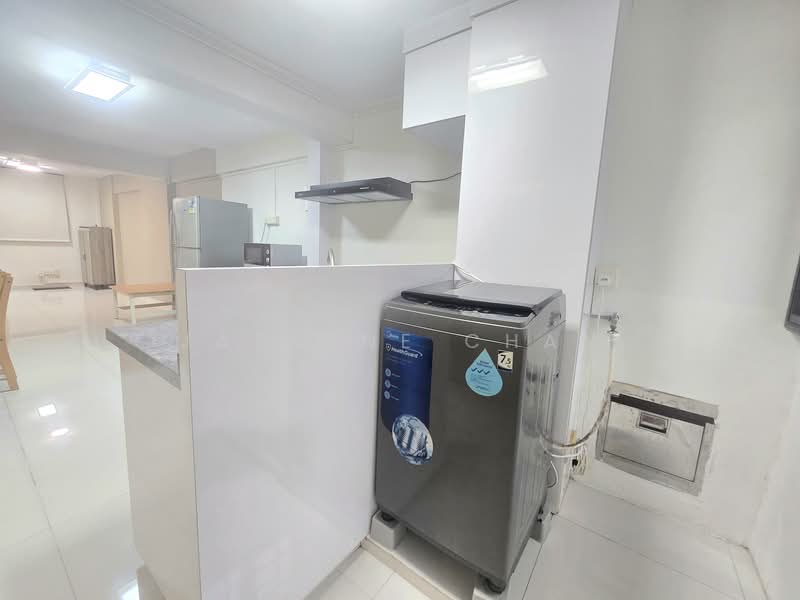 33 Marine Crescent HDB Flat For Sale at S$ 450,000 | PropertyGuru Singapore