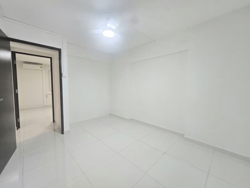 33 Marine Crescent HDB Flat For Sale at S$ 450,000 | PropertyGuru Singapore