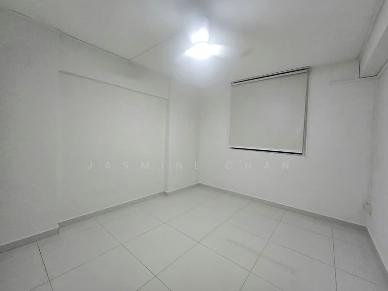 33 Marine Crescent HDB Flat For Sale at S$ 450,000 | PropertyGuru Singapore