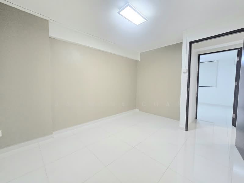 33 Marine Crescent HDB Flat For Sale at S$ 450,000 | PropertyGuru Singapore