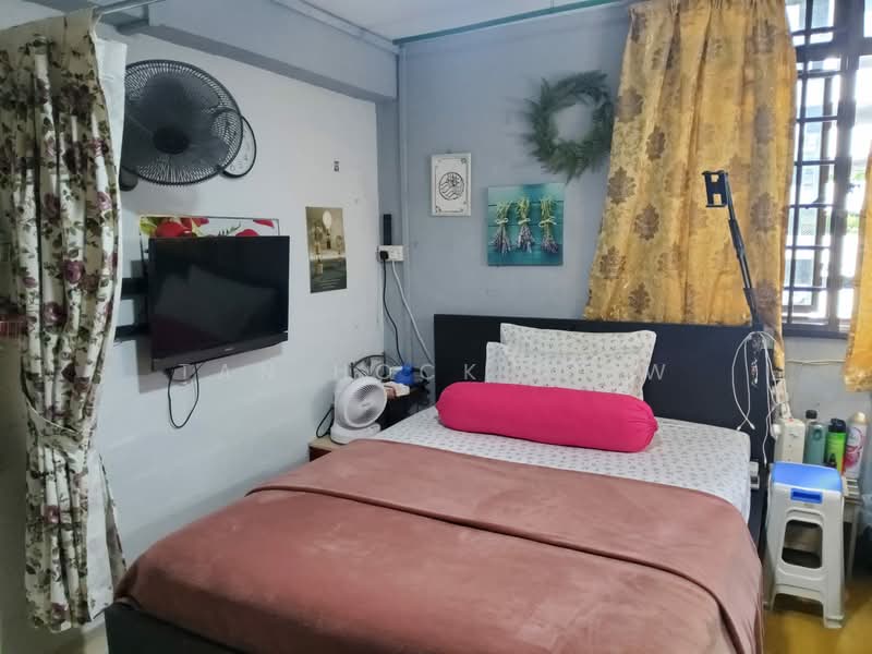 502 Bedok North Street 3 HDB Flat For Sale at S$ 408,000 | PropertyGuru Singapore - Bedroom