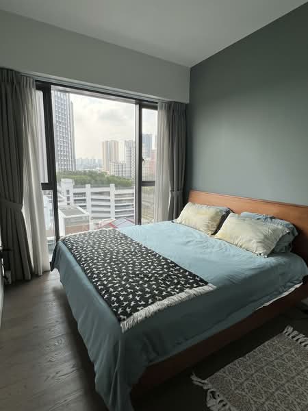 Margaret Ville, 20 Margaret Drive, 3 Bedrooms, 915 sqft, Apartment For Sale, by Kevin Ng, 500055461 - Master bedroom - PropertyGuru.com.sg