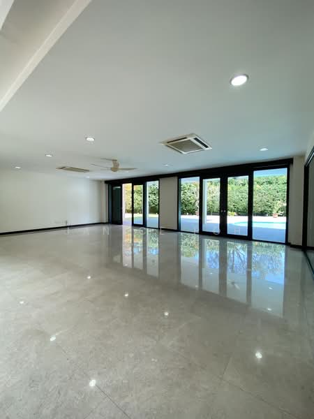 Holland Road, Ewart Park, Ewart Park / Holland Road, 5 Bedrooms, 9,500 sqft, Good Class Bungalow For Rent, by Janice Poh, 500055470 - Living Room - PropertyGuru.com.sg