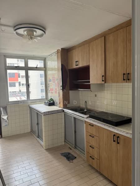 4 Haig Road, 4 Haig Road, 3 Bedrooms, 700 sqft, HDB Flat For Sale, by Desmond Liew, 500055489 - Kitchen - PropertyGuru.com.sg