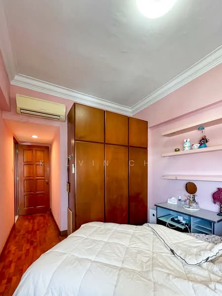Simsville Condominium For Sale at S$ 1,900,000 | PropertyGuru Singapore - Bedroom