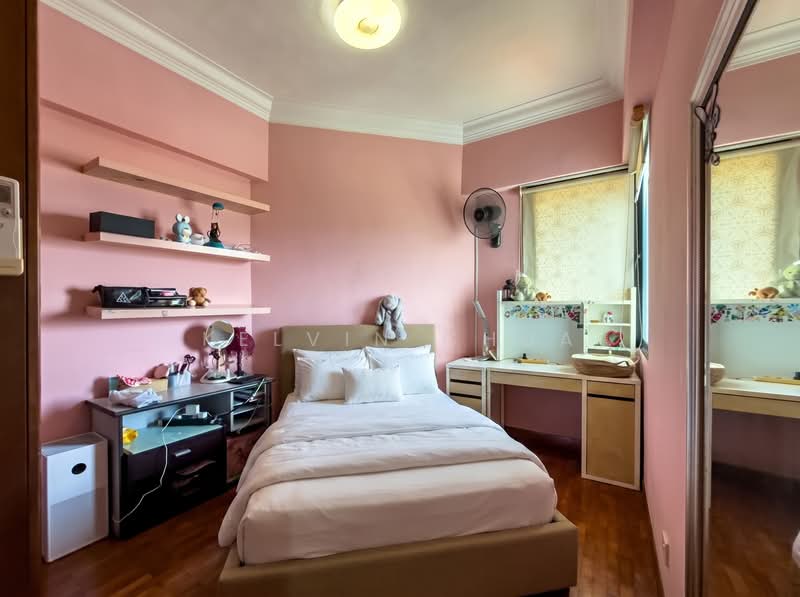 Simsville, 10 Geylang East Avenue 2, 3 Bedrooms, 1,249 sqft, Condominium For Sale, by Kelvin Chua, 500055504 - Common Bedroom 3 - PropertyGuru.com.sg