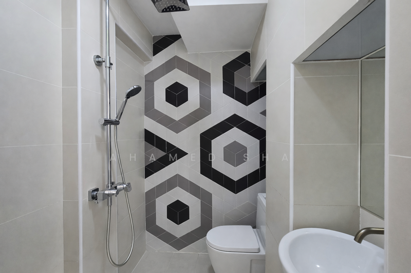 112 Bedok North Road HDB Flat For Sale at S$ 700,000 | PropertyGuru Singapore - Bathroom