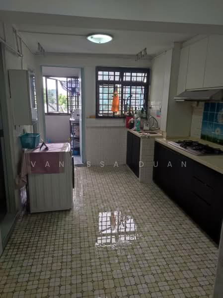 211 Boon Lay Place, 211 Boon Lay Place, Room Rental, 150 sqft, HDB Flat For Rent, by Vanessa Duan, 500055508 - Kitchen - PropertyGuru.com.sg