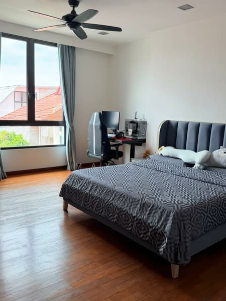 Chartwell drive, Chartwell drive, 5 Bedrooms, 3,218 sqft, Semi-Detached House For Rent, by May Li, 500055524 - Bedroom - PropertyGuru.com.sg