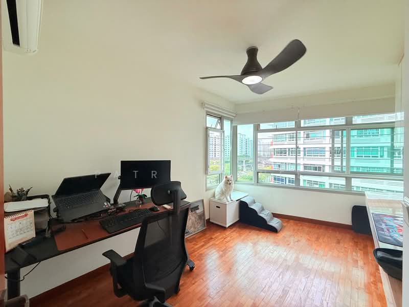 272B Sengkang Central HDB Flat For Sale at S$ 850,000 | PropertyGuru Singapore - Study
