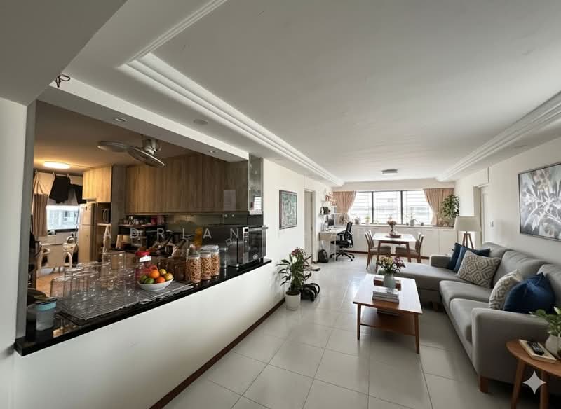 633 Yishun Street 61 HDB Flat For Sale at S$ 1,200,000 | PropertyGuru Singapore - Kitchen