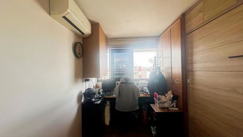 633 Yishun Street 61 HDB Flat For Sale at S$ 1,200,000 | PropertyGuru Singapore - Study