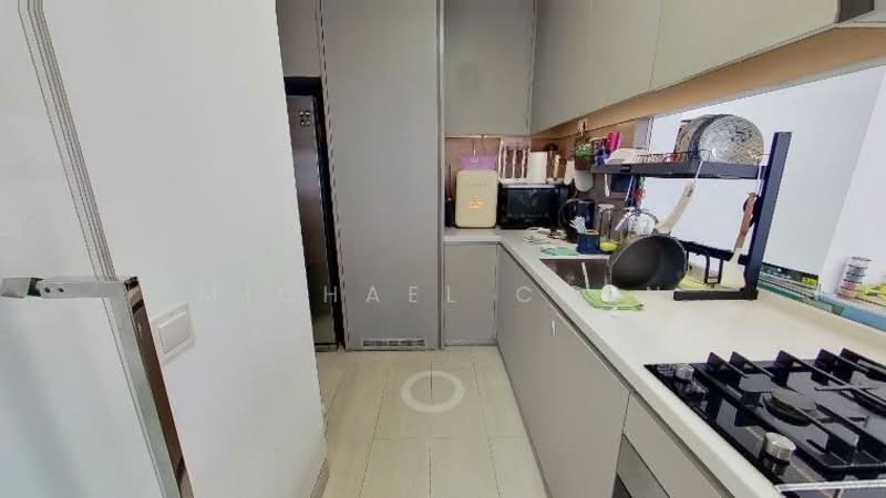 Highline Residences Condominium For Sale at S$ 3,188,888 | PropertyGuru Singapore - Kitchen