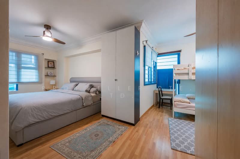 469A Admiralty Drive HDB Flat For Sale at S$ 550,000 | PropertyGuru Singapore - Bedroom