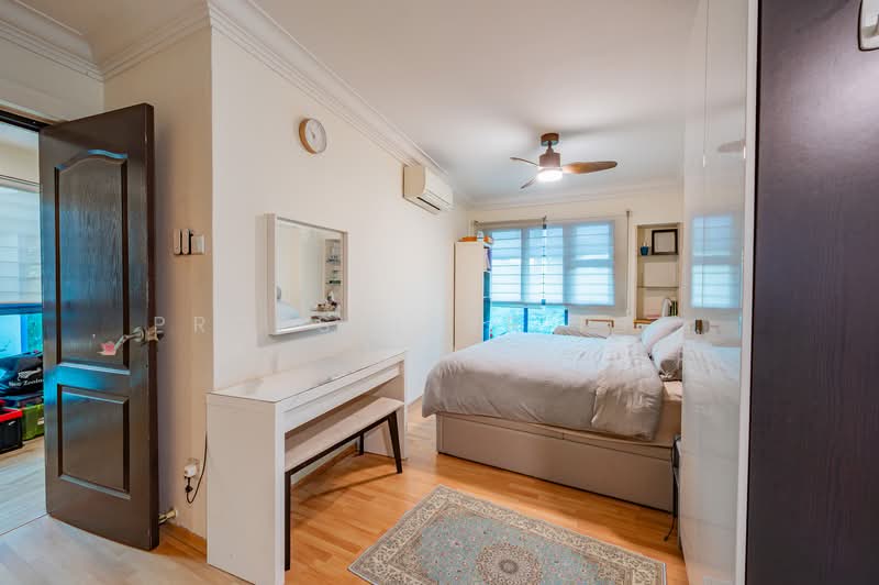 469A Admiralty Drive HDB Flat For Sale at S$ 550,000 | PropertyGuru Singapore - Bedroom