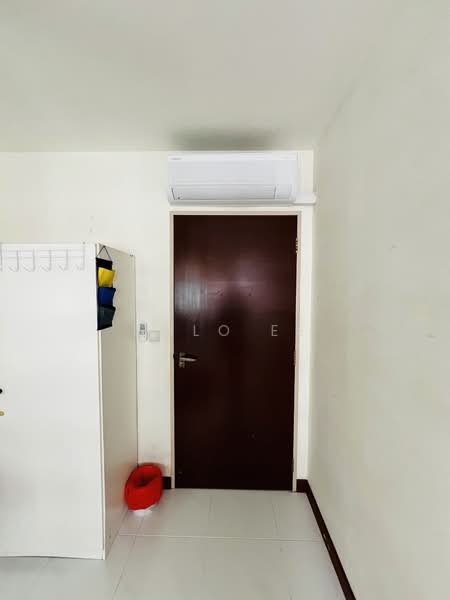 For Rent - 18C Holland Drive