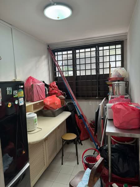 20 Jalan Klinik HDB Flat For Sale at S$ 626,000 | PropertyGuru Singapore - Kitchen