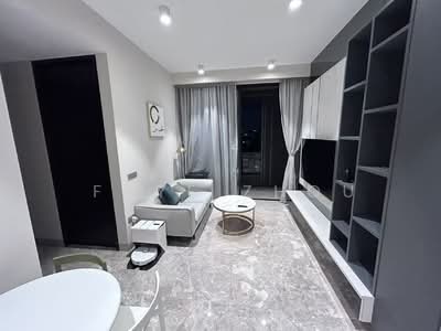 For Rent - Martin Modern