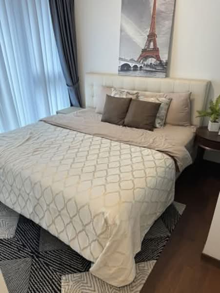 Bugis MRT Condo - 4.3% Rental Yield (Currently $6500) Condominium For Sale at S$ 1,799,999 | PropertyGuru Singapore - Bedroom