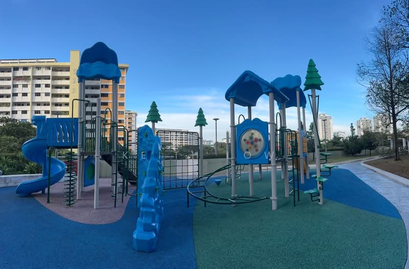 588B Ang Mo Kio Street 52 HDB Flat For Sale at S$ 1,150,000 | PropertyGuru Singapore - Exterior