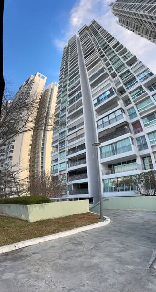 588B Ang Mo Kio Street 52 HDB Flat For Sale at S$ 1,150,000 | PropertyGuru Singapore - Exterior
