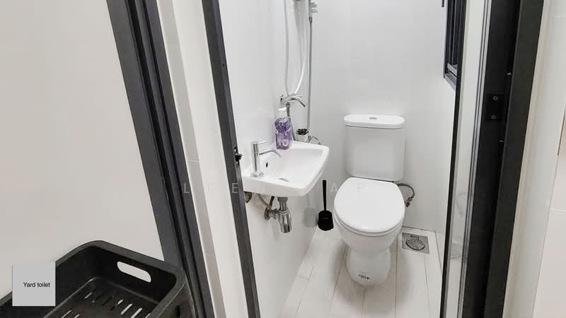 The Clement Canopy, Ave 1 Clementi, Room Rental, 110 sqft, Condominium For Rent, by Leen Yap, 500055581 - Bathroom - PropertyGuru.com.sg