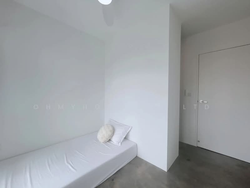 633A Senja Road HDB Flat For Sale at S$ 559,000 | PropertyGuru Singapore - Bedroom