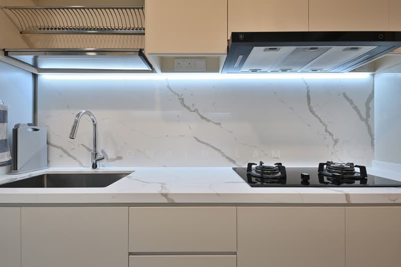 Viz at Holland Condominium For Sale at S$ 2,928,000 | PropertyGuru Singapore - Kitchen