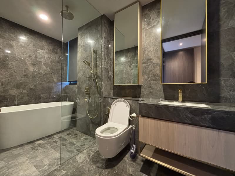 Meyer Mansion Condominium For Sale at S$ 4,850,000 | PropertyGuru Singapore - Bathroom