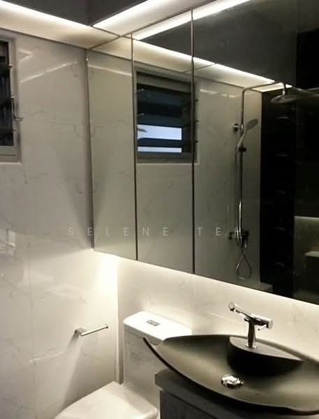 782C Woodlands Crescent HDB Flat For Sale at S$ 535,000 | PropertyGuru Singapore - Bathroom