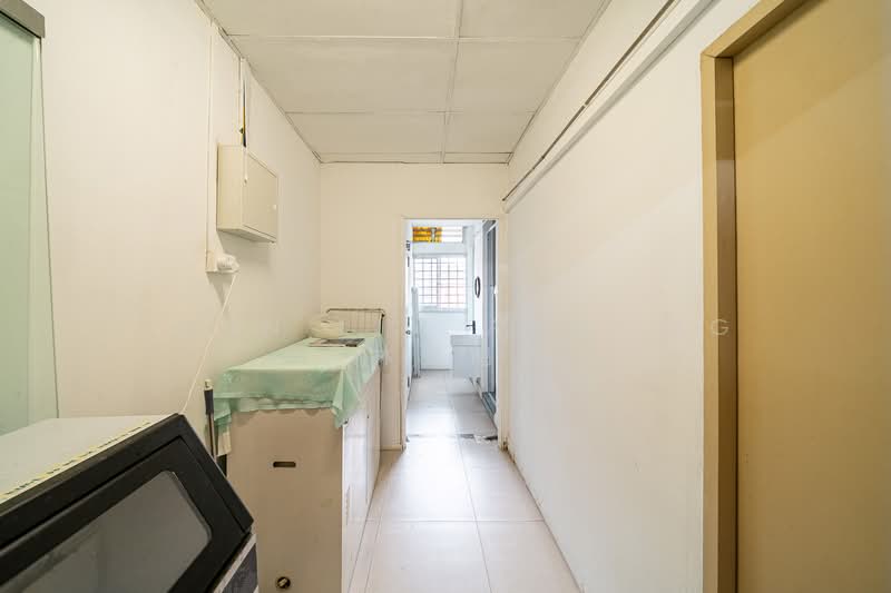 501 West Coast Drive, 501 West Coast Drive, 1,658 sqft, Shop / Shophouse For Sale, by John Lin Anhong 林安鸿, 500055603 - Corridor - CommercialGuru.com.sg