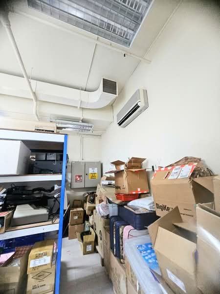 Ubi Techpark, 10 Ubi Crescent, 1,900 sqft, Light Industrial (B1) For Rent, by Jodia Tay, 500055608 - CommercialGuru.com.sg
