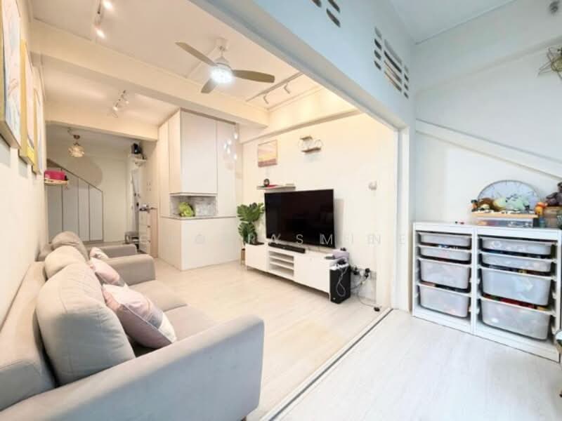 55 Tiong Bahru Road Apartment For Sale at S$ 1,100,000 | PropertyGuru Singapore