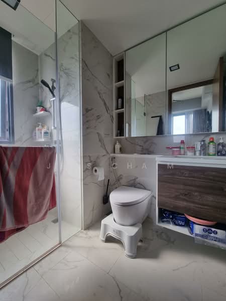 Parc Botannia Condominium For Sale at S$ 1,295,000 | PropertyGuru Singapore