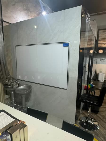 CT Hub, 2 Kallang Avenue, 936 sqft, Light Industrial (B1) For Sale, by Pearlyn Tan, 500055666 - Interior - CommercialGuru.com.sg