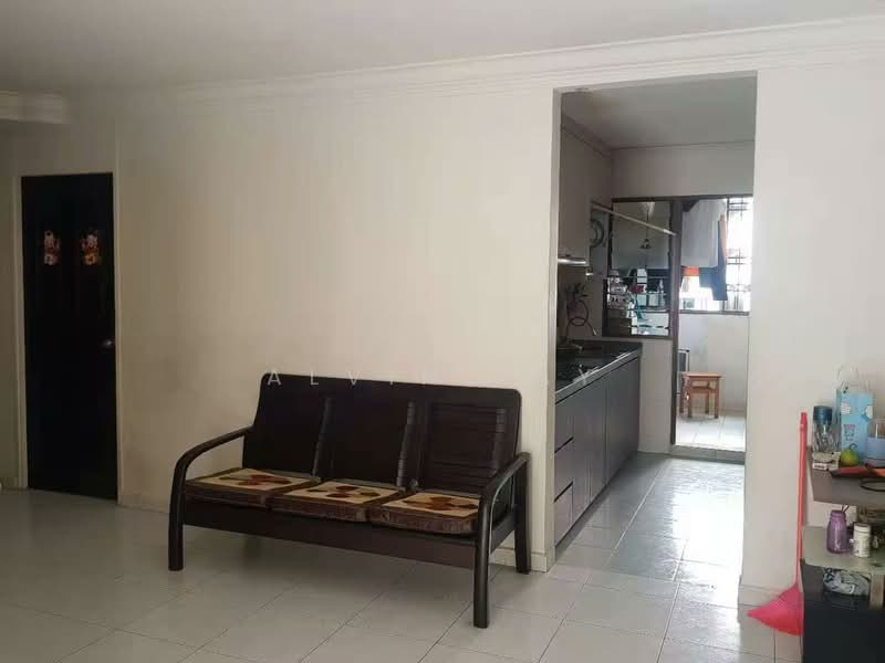 969 Hougang Street 91, 969 Hougang Street 91, 3 Bedrooms, 1,087 sqft, HDB Flat For Rent, by Alvin Tay, 500055679 - Living Room - PropertyGuru.com.sg