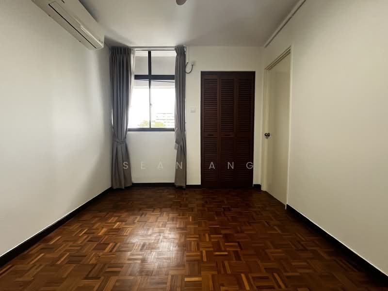 Ridgewood Condominium, 1 Ridgewood Close, 3 Bedrooms, 1,399 sqft, Condominium For Rent, by Sean Ang, 500055705 - PropertyGuru.com.sg