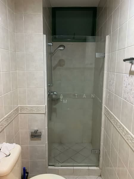 Signature Park, 50 Toh Tuck Road, 3 Bedrooms, 1,399 sqft, Condominium For Rent, by Sylvia Tan Z M, 500055717 - Bathroom - PropertyGuru.com.sg