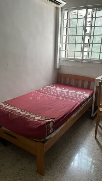 330 Ang Mo Kio Avenue 1, 330 Ang Mo Kio Avenue 1, Room Rental, 200 sqft, HDB Flat For Rent, by Thameem Ansari, 500055727 - Bedroom - PropertyGuru.com.sg