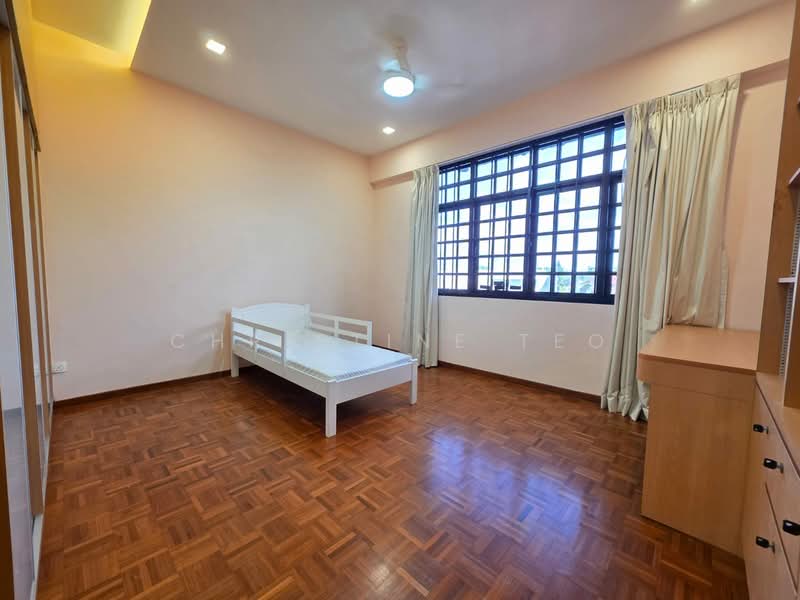 Cheap terrace, near Mrt, supermarket, Sixth Avenue, Bukit Timah, Holland Road, 5 Bedrooms, 4,000 sqft, Terraced House For Rent, by Christine Teo, 500055732 - Bedroom - PropertyGuru.com.sg