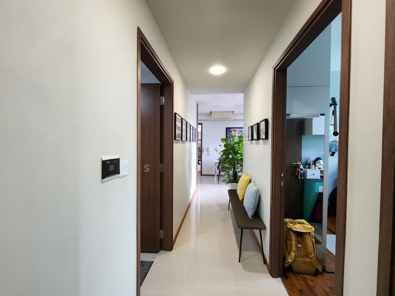 307B Anchorvale Road HDB Flat For Sale at S$ 880,000 | PropertyGuru Singapore - Corridor