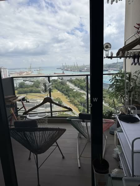 Avenue South Residence Condominium For Sale at S$ 2,090,000 | PropertyGuru Singapore - Balcony