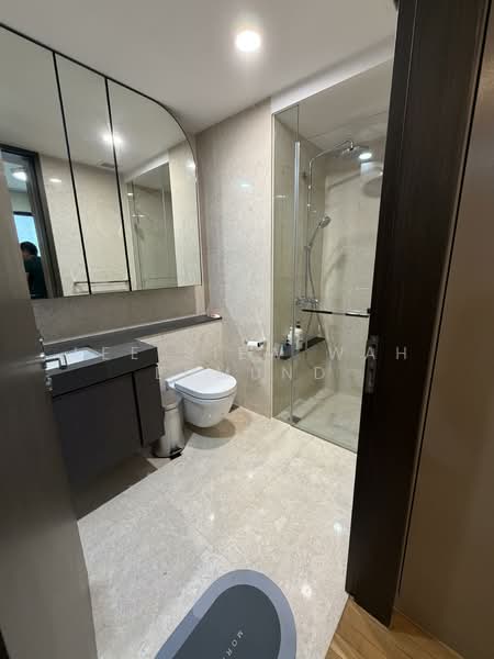 Avenue South Residence Condominium For Sale at S$ 2,090,000 | PropertyGuru Singapore - Bathroom