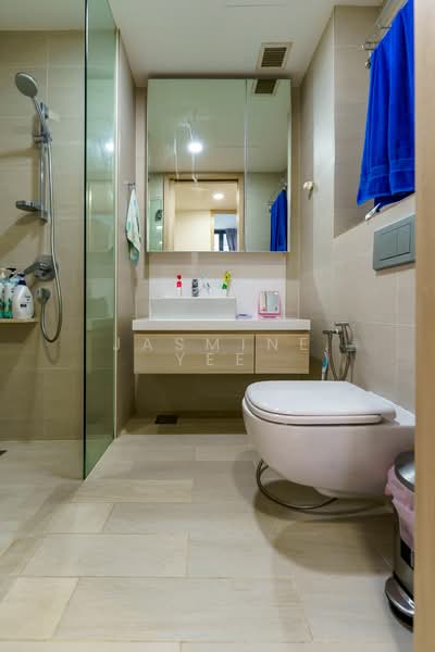 The Panorama Condominium For Sale at S$ 1,480,000 | PropertyGuru Singapore - Bathroom