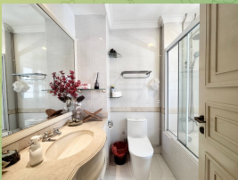 Holland Grove View Semi-Detached House For Sale at S$ 4,700,000 | PropertyGuru Singapore - Bathroom