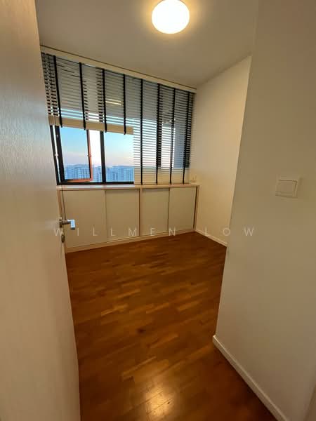 The Amore Executive Condominium For Sale at S$ 1,500,000 | PropertyGuru Singapore - Bedroom