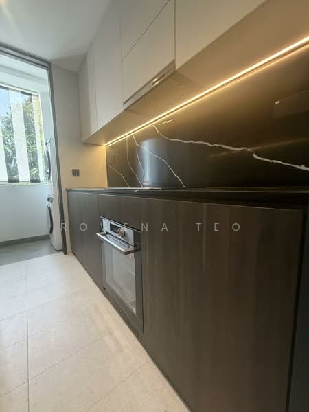 Jervois Mansion, 12 Jervois Close, 4 Bedrooms, 1,722 sqft, Condominium For Rent, by Rowena Teo, 500055827 - Wet Kitchen - PropertyGuru.com.sg