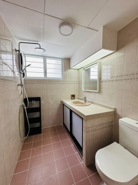 Ivory Heights, 122 Jurong East Street 13, Room Rental, 200 sqft, Condominium For Rent, by Nancy Lim, 500055830 - Bathroom - PropertyGuru.com.sg